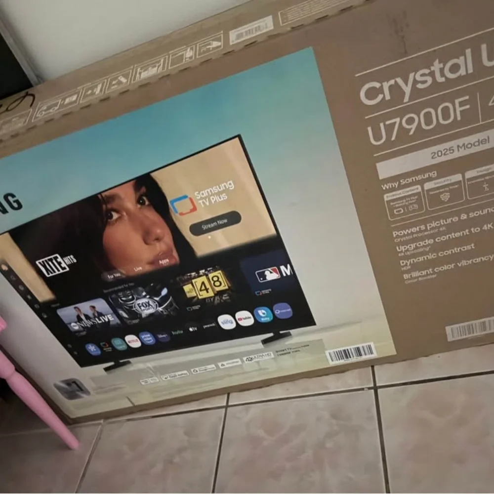 Samsung 4K Ultra HD Smart TV with Streaming Apps